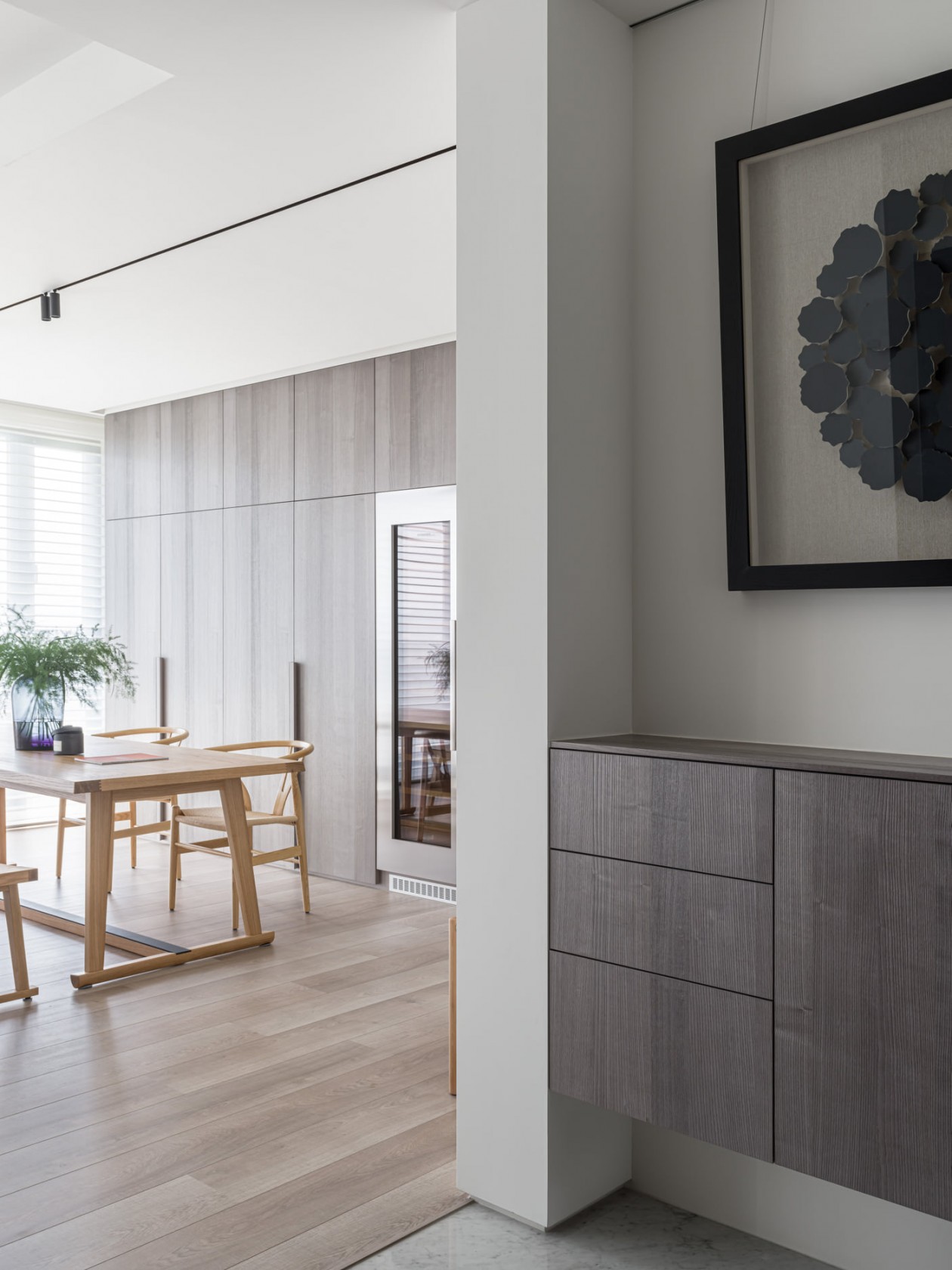 现代极简风格室内设计家装案例-玄关 现代极简风格室内设计家装案例-玄关